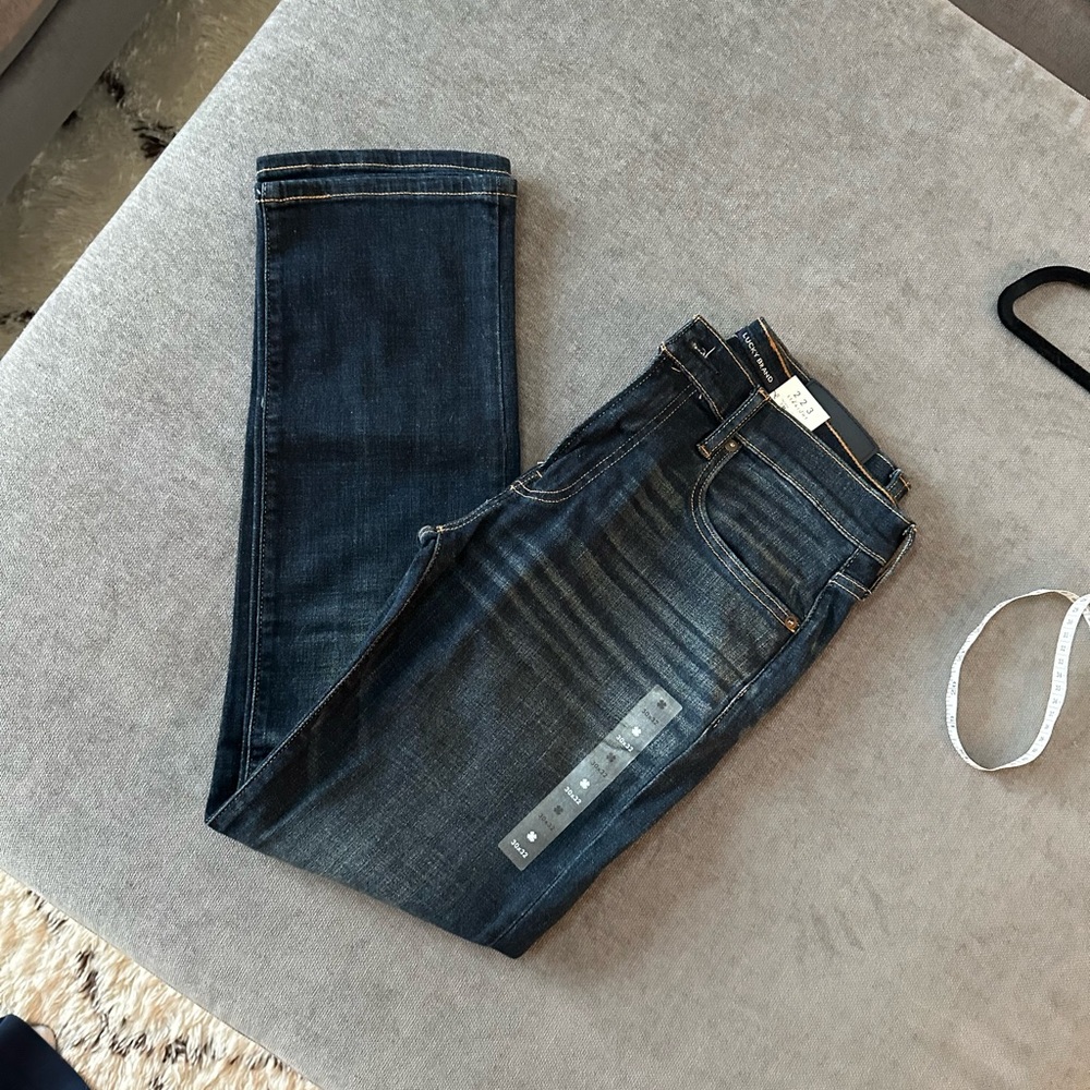 NWT Lucky Brand All Season Straight Leg Jeans